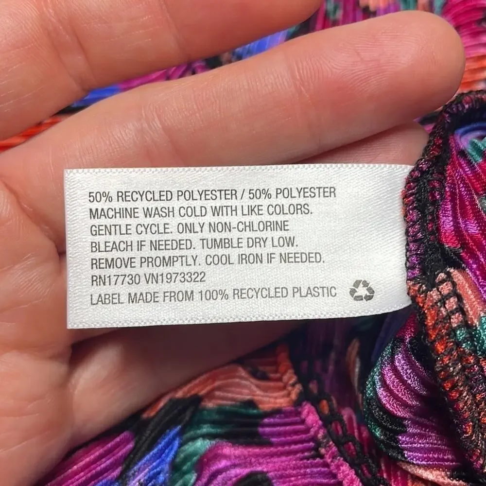 NWOT Wild Fable crinkle pleat mini skirt